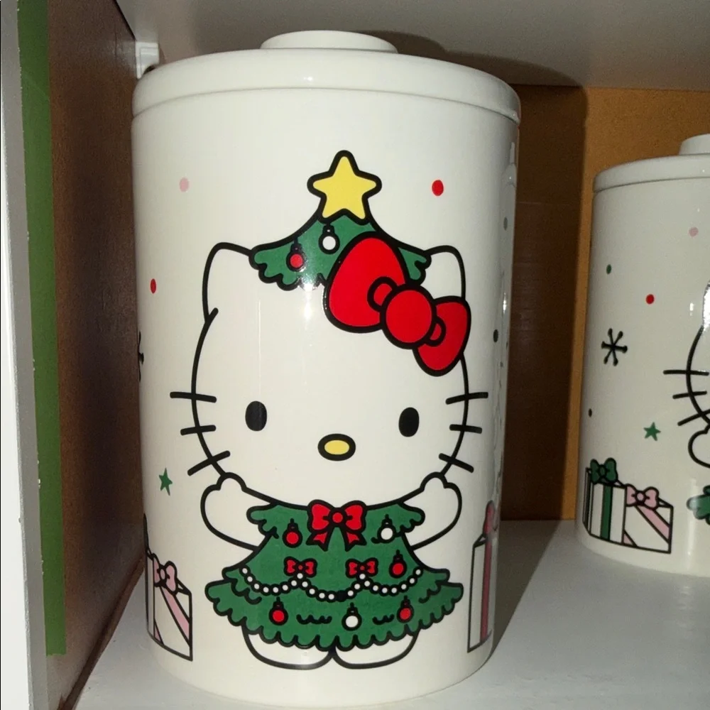 Hello Kitty bundle - Picture 2 of 5